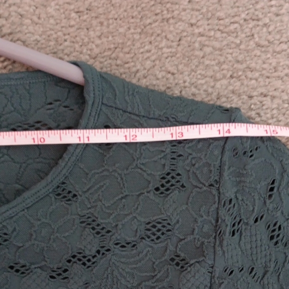 Arizona Jean Company Teal Lace Short Sleeve Top - Picture 6 of 7